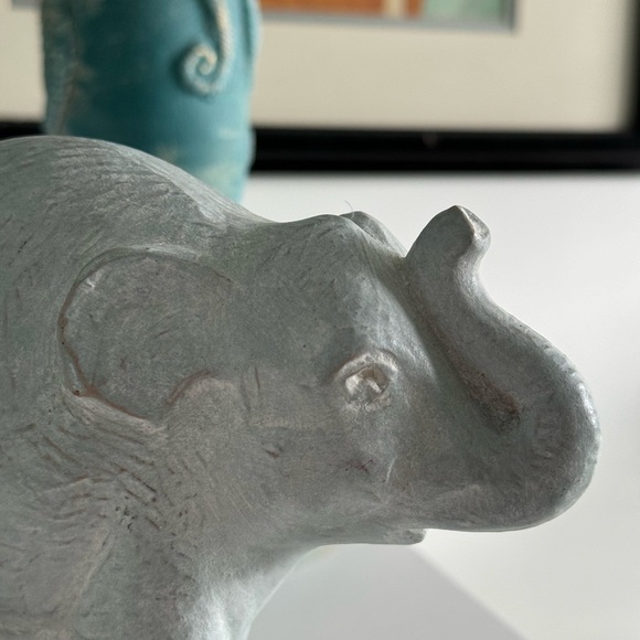 Isabel Bloom Baby Elephant from 2000 Signed by the Artist - Picture 3 of 9